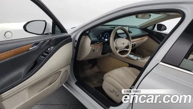 Genesis Electrified G80 2020 — Photo 10/20