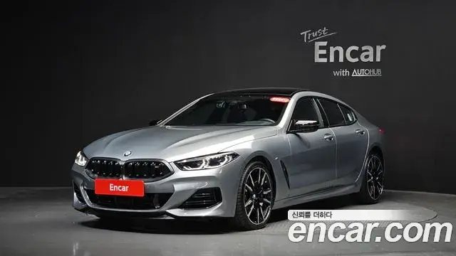 BMW 8 Series 2025 — Photo 10/20