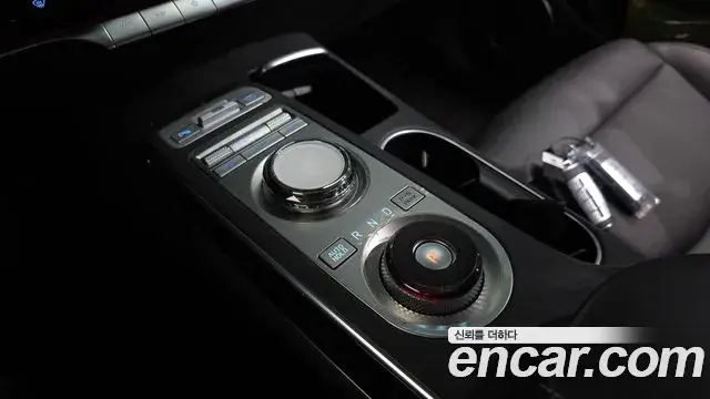 Genesis GV70 2022 — Photo 9/20