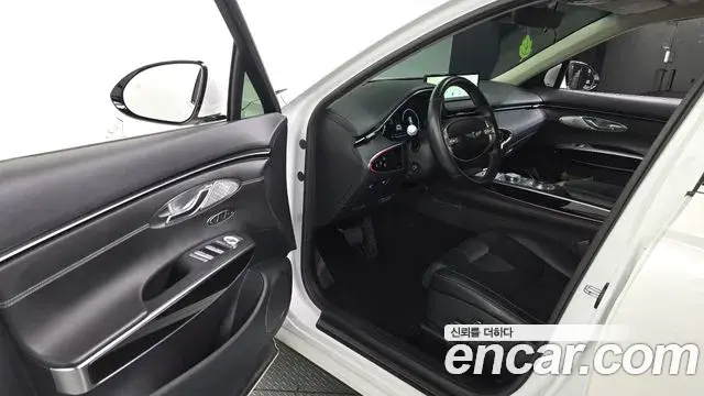 Genesis GV70 2022 — Photo 10/20
