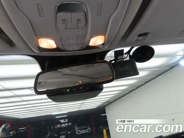 Jeep Renegade 2020 — ფოტო 2/20