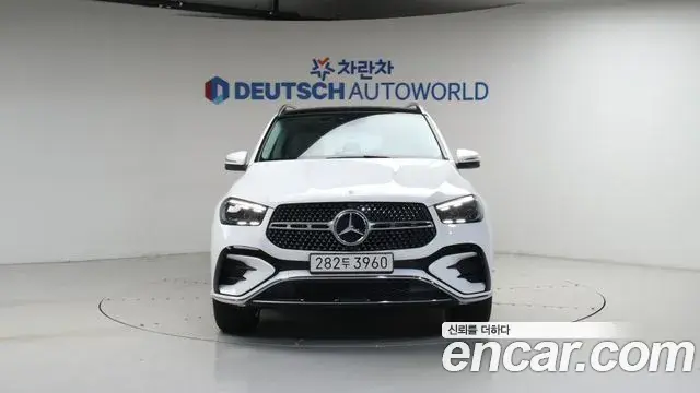 Mercedes-Benz GLE-Class 2025 — Photo 2/20