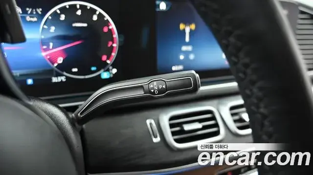 Mercedes-Benz GLE-Class 2025 — Photo 7/20