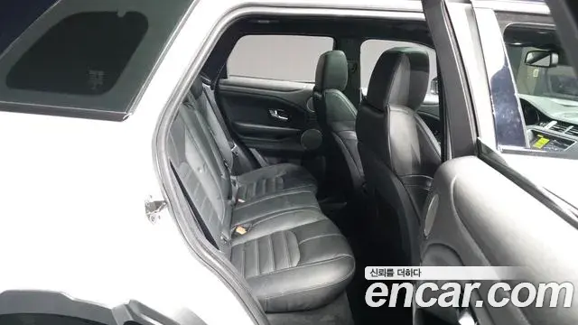 Land Rover Range Rover Evoque 2018 — Photo 10/20