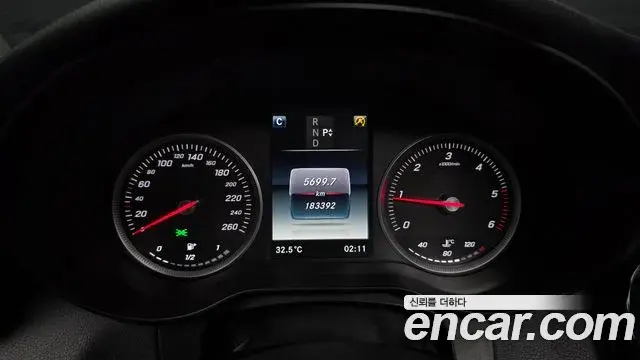 Mercedes-Benz C-Class 2018 — Şəkil 20/20
