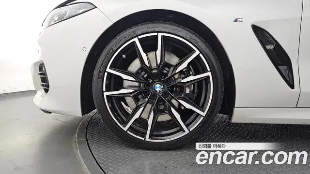 BMW 8 Series 2025 — ფოტო 4/20