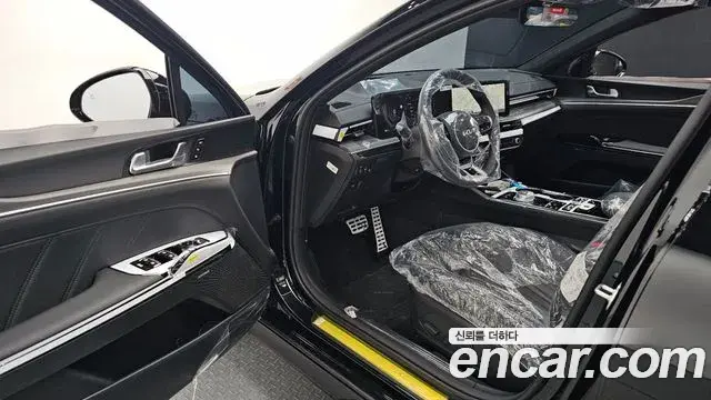 Kia K5 2026 — Photo 11/20
