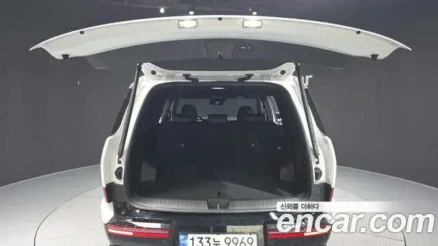Hyundai Santa Fe 2024 — ფოტო 15/20