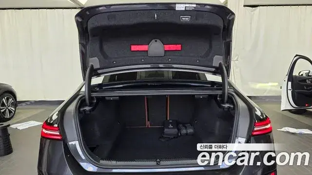 BMW 5 Series 2025 — Photo 20/20