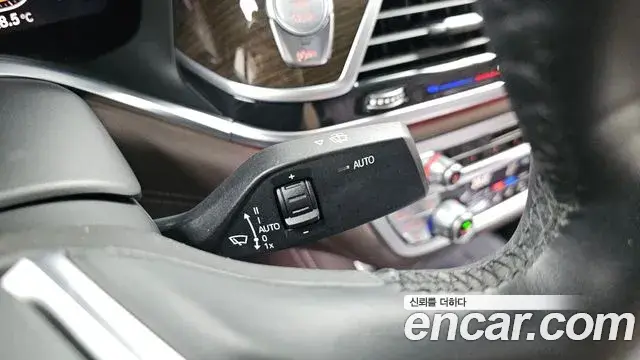 BMW 7 Series 2019 — Şəkil 20/32