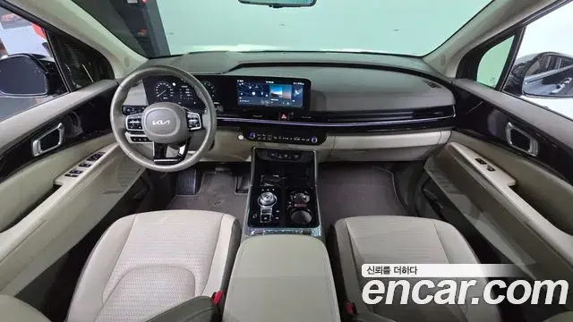 Kia Carnival 2024 — Şəkil 7/20