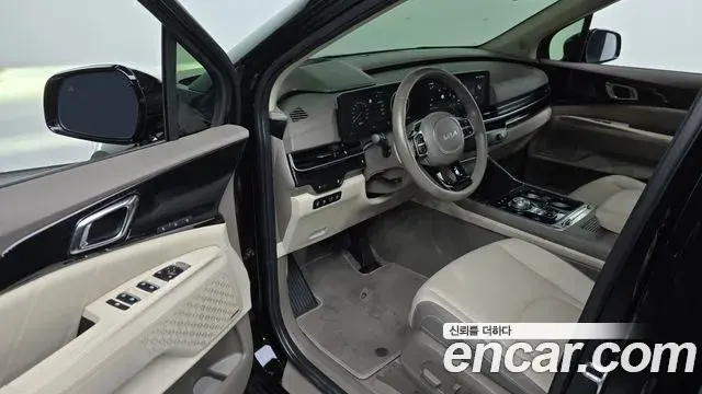 Kia Carnival 2024 — Şəkil 10/20