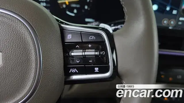 Kia Carnival 2024 — Şəkil 18/20