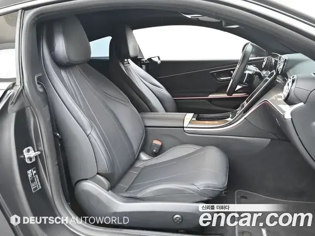 Mercedes-Benz CLE-Class 2025 — Photo 8/20