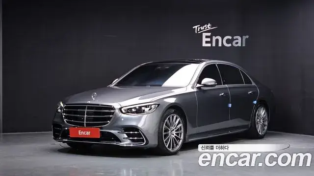 Mercedes-Benz S-Class 2022 — Photo 3/35
