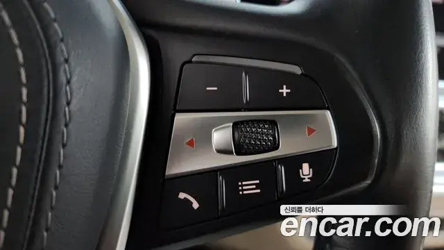 BMW X5 2019 — ფოტო 11/34