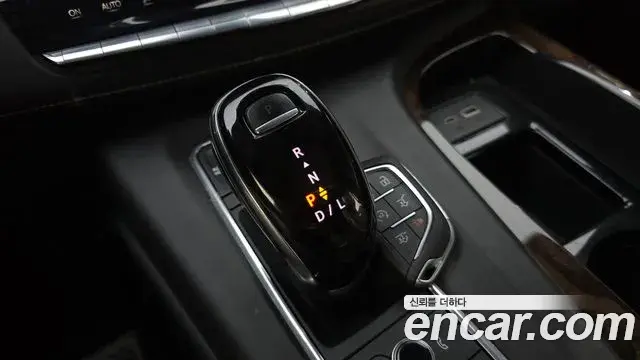 Cadillac Escalade 2021 — Photo 9/20
