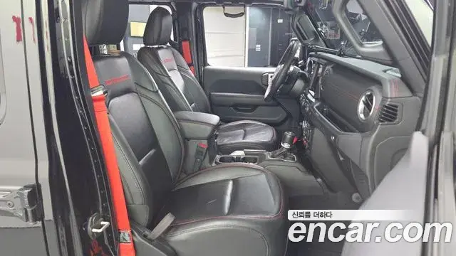 Jeep Wrangler 2020 — Фото 11/20