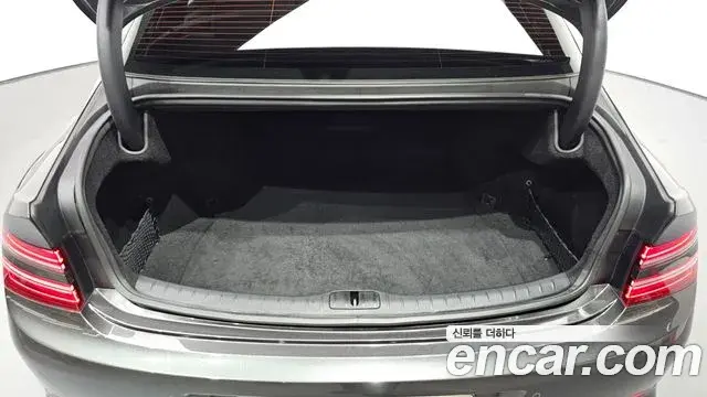 Genesis Electrified G80 2022 — Photo 20/20