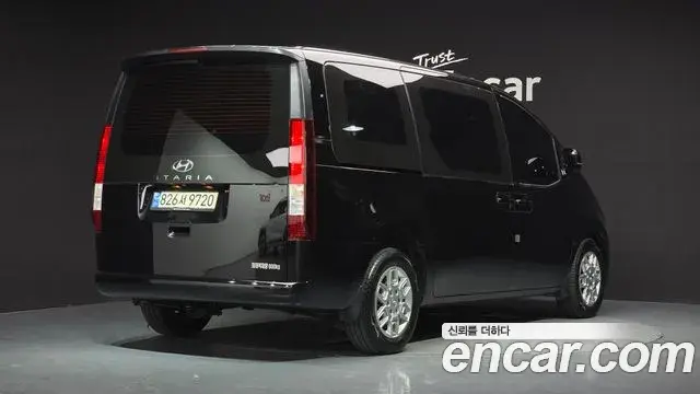 Hyundai Staria 2022 — Şəkil 2/20