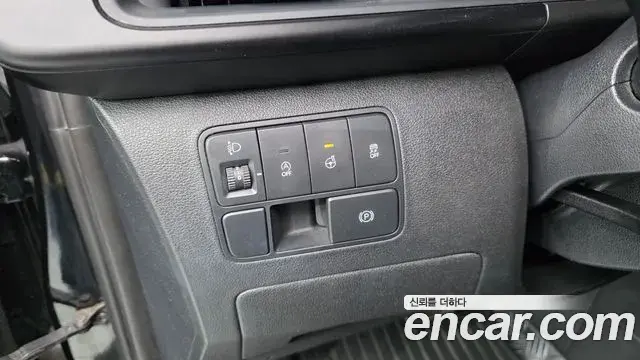 Hyundai Staria 2022 — Şəkil 15/20