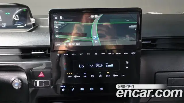 Hyundai Staria 2022 — Şəkil 16/20