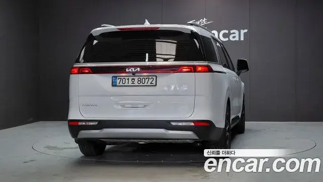 Kia Carnival 2022 — Photo 4/20
