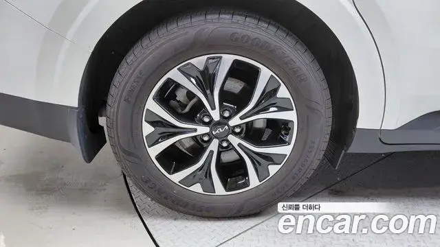 Kia Carnival 2022 — Photo 5/20