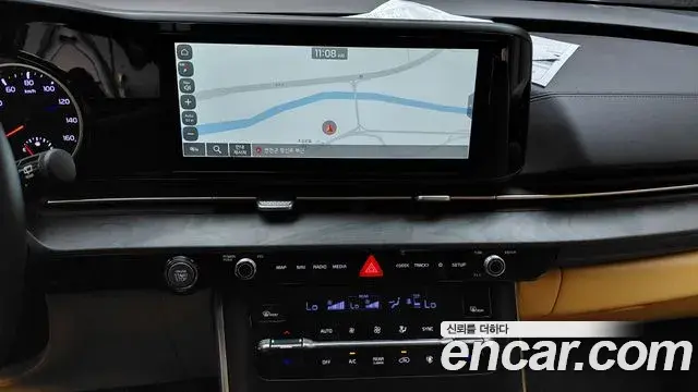 Kia Carnival 2022 — Photo 12/20
