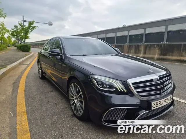 Mercedes-Benz S-Class 2018 — Фото 2/14