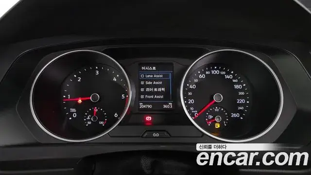 Volkswagen Tiguan 2018 — Şəkil 20/20