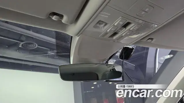 Volkswagen Tiguan 2018 — Şəkil 12/20