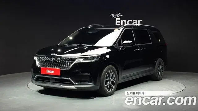Kia Carnival 2022 — Фото 1/20