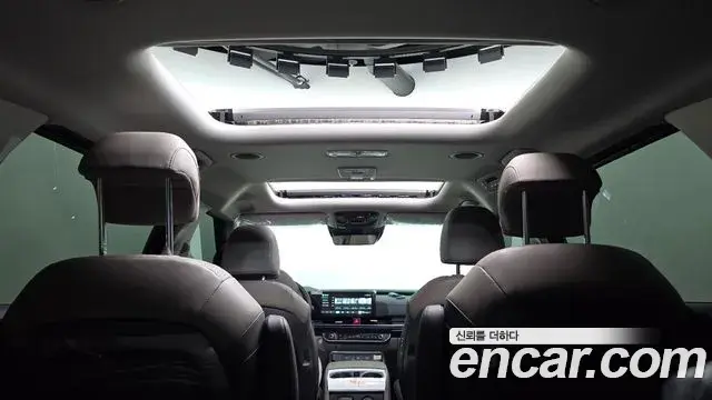 Kia Carnival 2024 — Photo 16/20