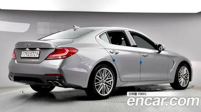 Genesis G70 2019 — ფოტო 9/20