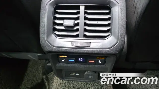 Volkswagen Tiguan 2020 — ფოტო 2/34