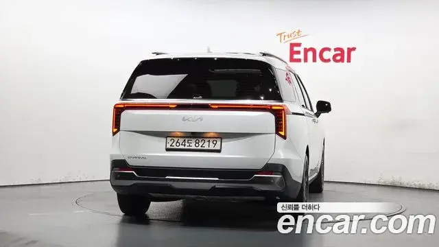 Kia Carnival 2024 — Şəkil 4/20