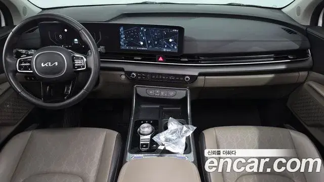 Kia Carnival 2024 — Şəkil 7/20