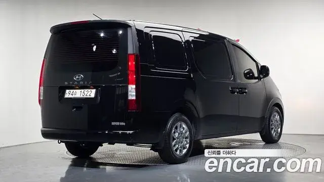 Hyundai Staria 2021 — Şəkil 2/20