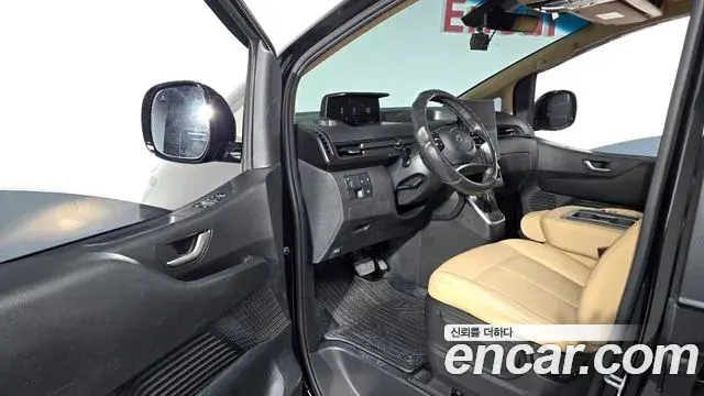 Hyundai Staria 2021 — Şəkil 10/20