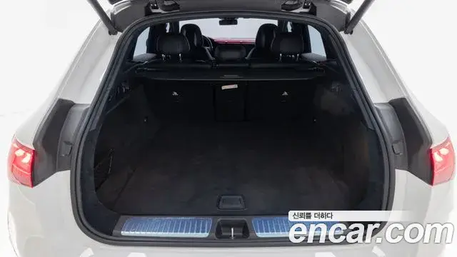 Mercedes-Benz EQE SUV, 2024