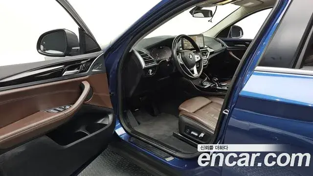BMW X4 2021 — Photo 10/20