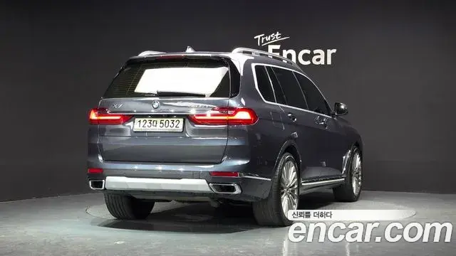 BMW X7 2020 — Фото 2/20