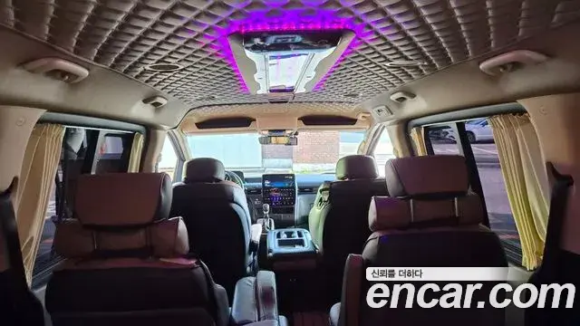 Hyundai Staria 2023 — Фото 18/20