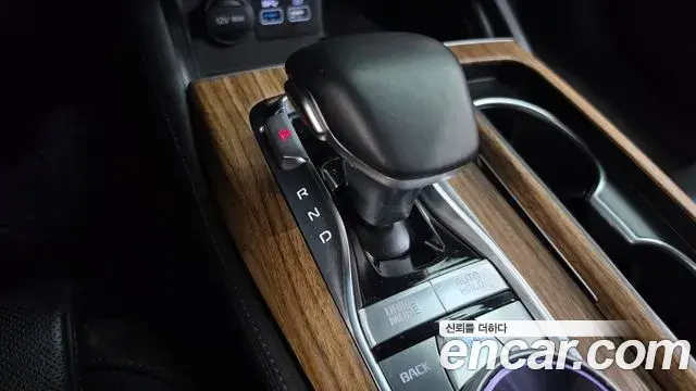 Kia The K9 2022 — Photo 9/20