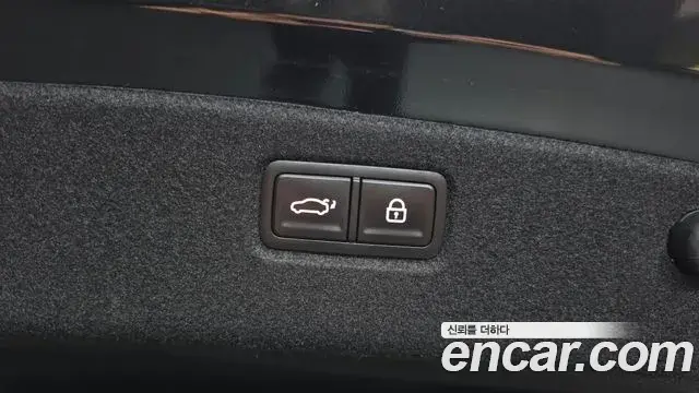 Kia The K9 2022 — Photo 18/20