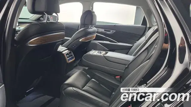Kia The K9 2022 — Photo 20/20