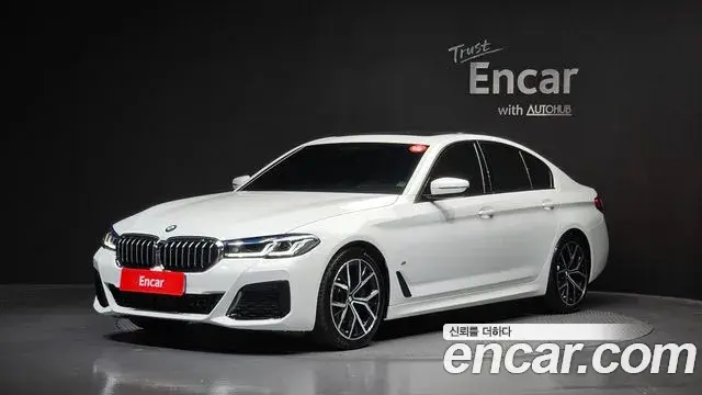BMW 5 Series 2023 — Фото 1/20