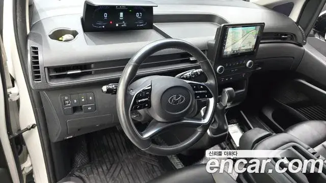 Hyundai Staria 2021 — Фото 7/20