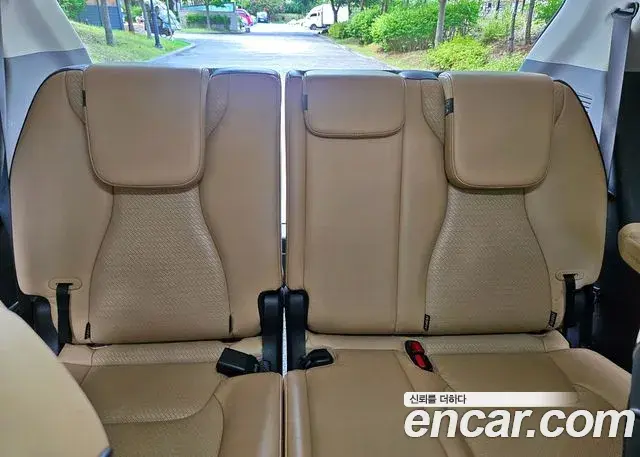 Kia Carnival 2020 — Şəkil 15/20